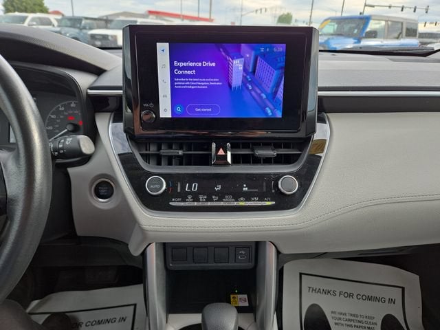 2023 Toyota Corolla Cross LE