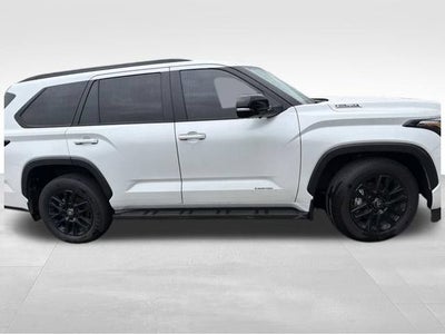 2026 Toyota Sequoia SR5