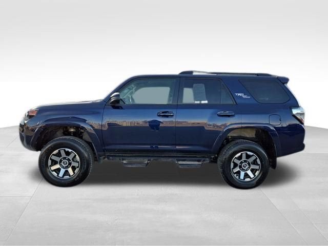 2023 Toyota 4Runner TRD Off Road