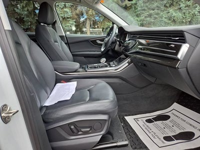 2022 Audi Q7 Premium
