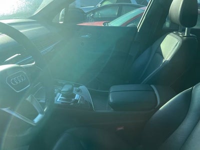 2019 Audi Q7 Premium Plus